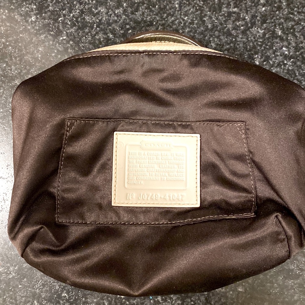 COACH mini bag. #41047 - Picture 3 of 9